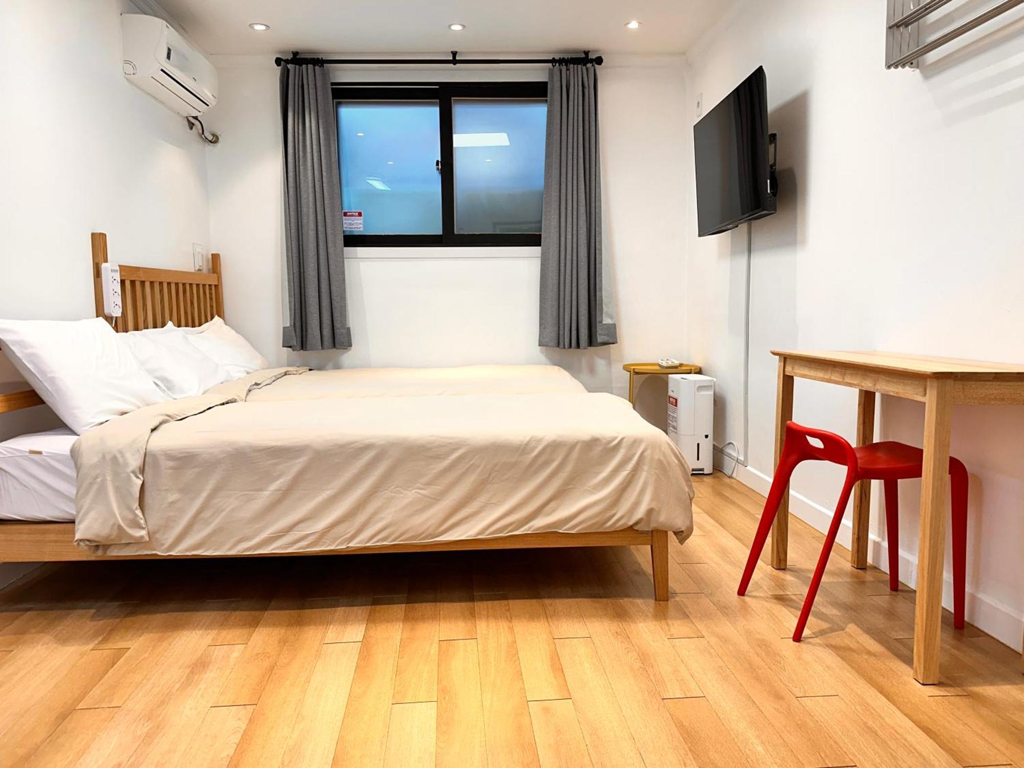 Aparthotel 6